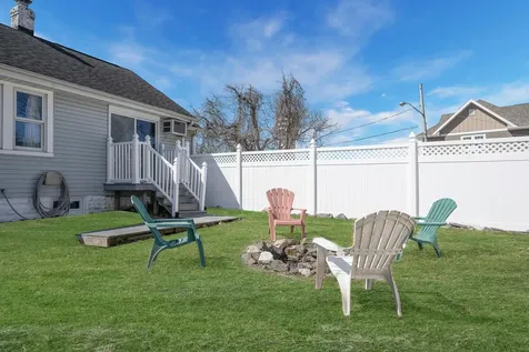 6 Dean Street Farmingdale NY 11735