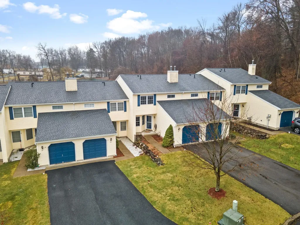 31 Pond Hill Lane Walden NY 12586