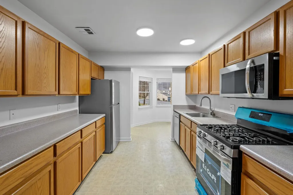 31 Pond Hill Lane Walden NY 12586