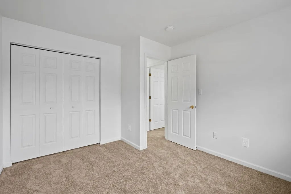 31 Pond Hill Lane Walden NY 12586