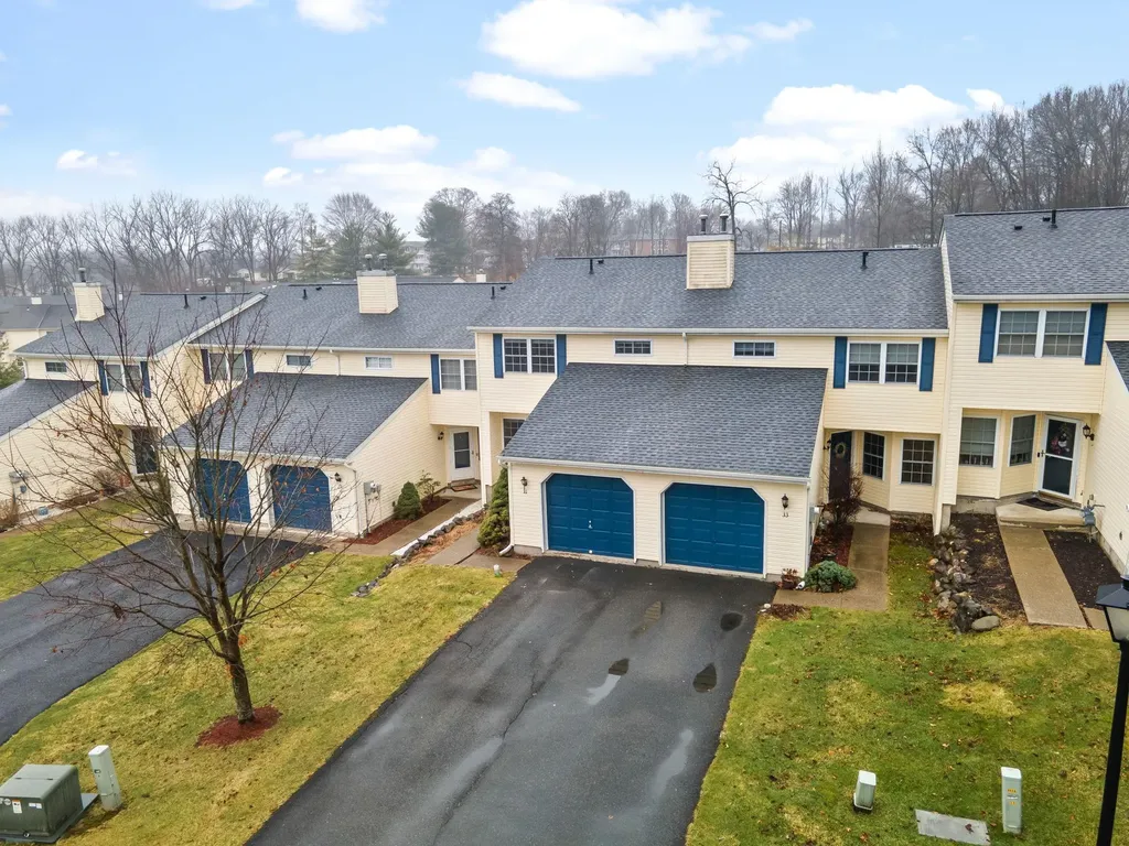 31 Pond Hill Lane Walden NY 12586