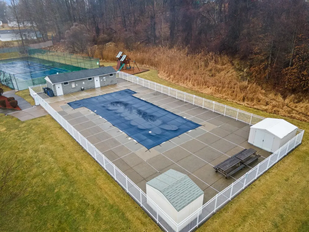 31 Pond Hill Lane Walden NY 12586