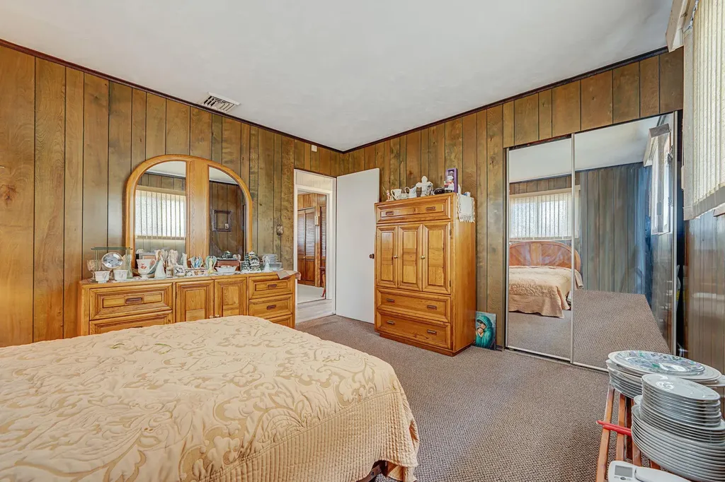 187 Islip Boulevard Islip Terrace NY 11752