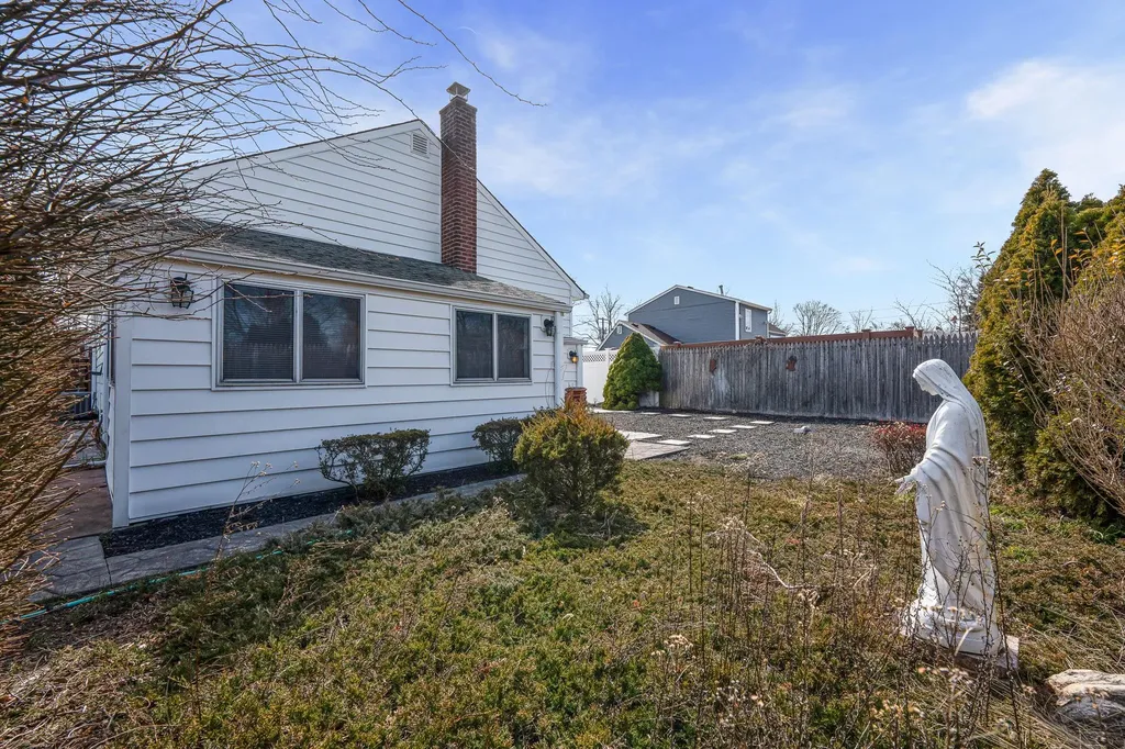 187 Islip Boulevard Islip Terrace NY 11752