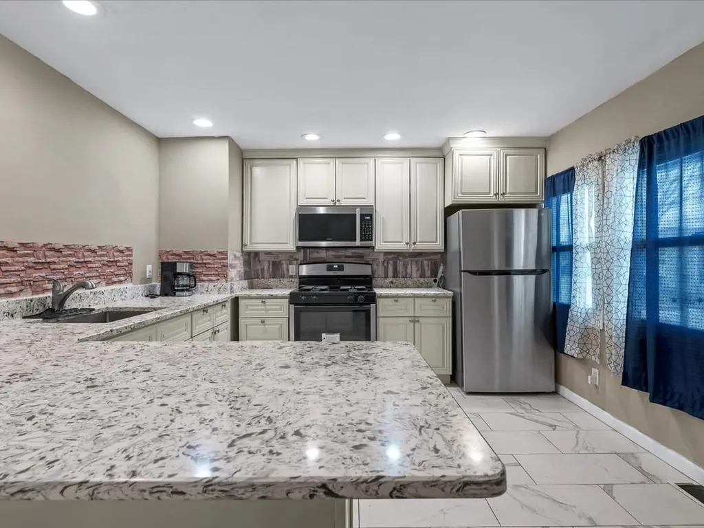 98 Saint Marks Avenue Freeport NY 11520