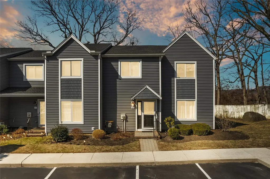 21 Hendrick Hills Peekskill NY 10566