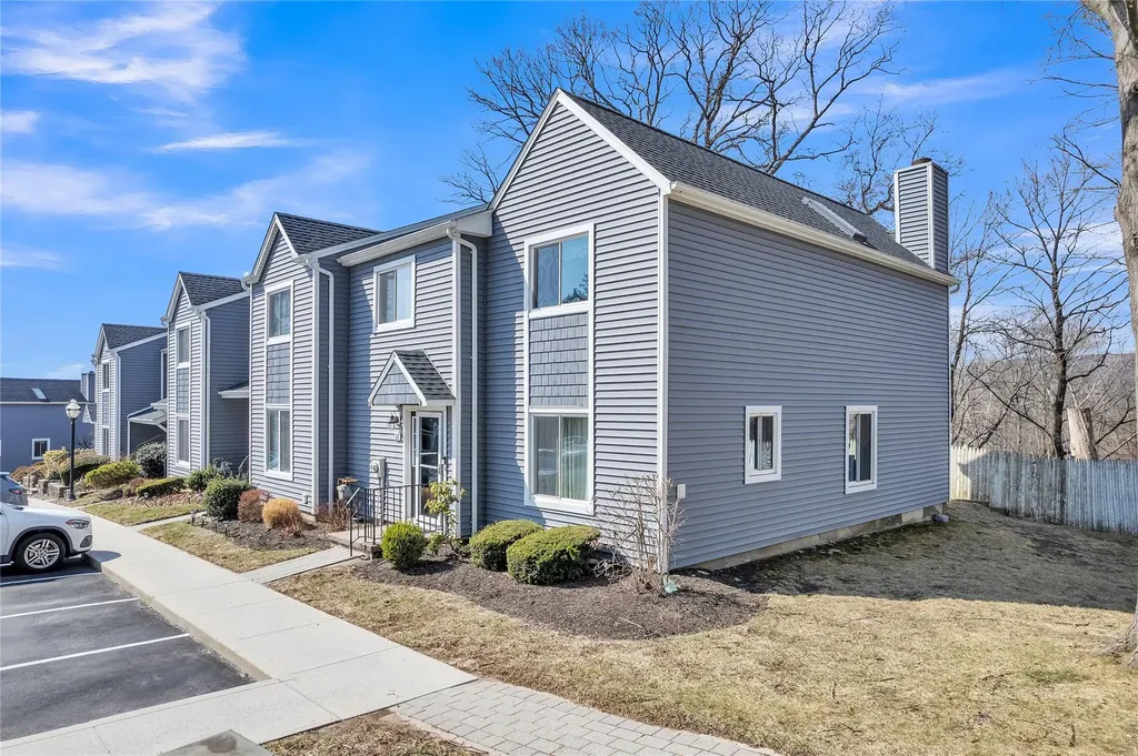 21 Hendrick Hills Peekskill NY 10566