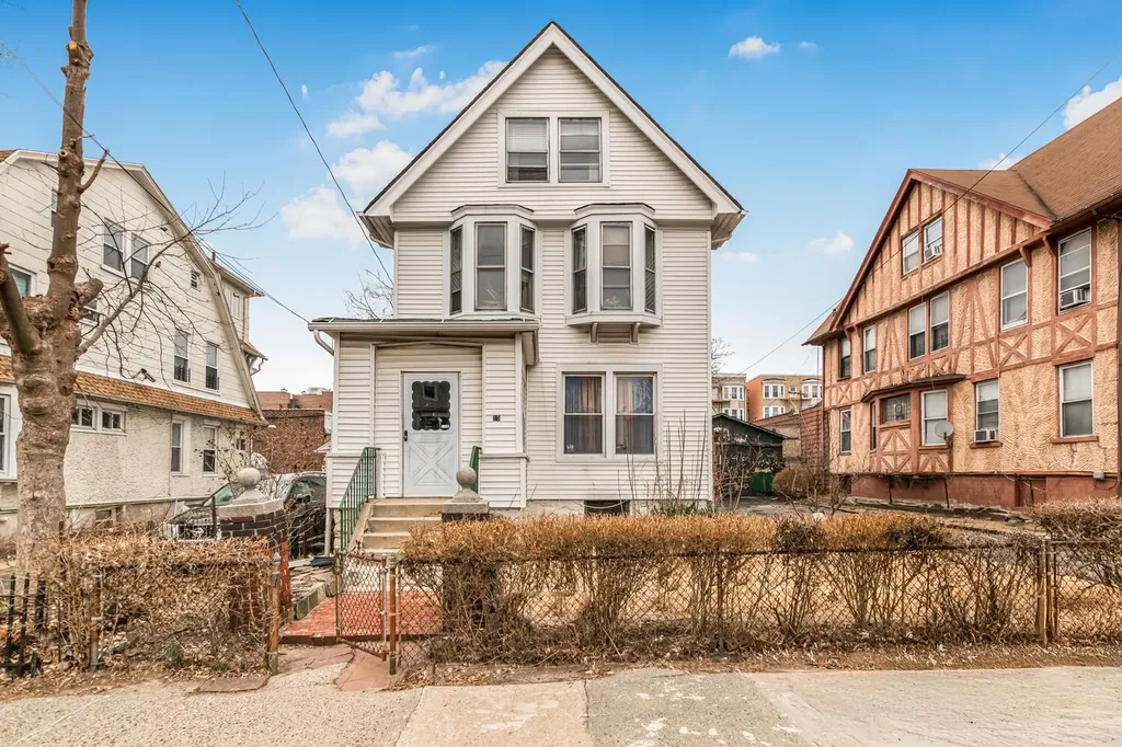 15 Pier Street Yonkers NY 10705