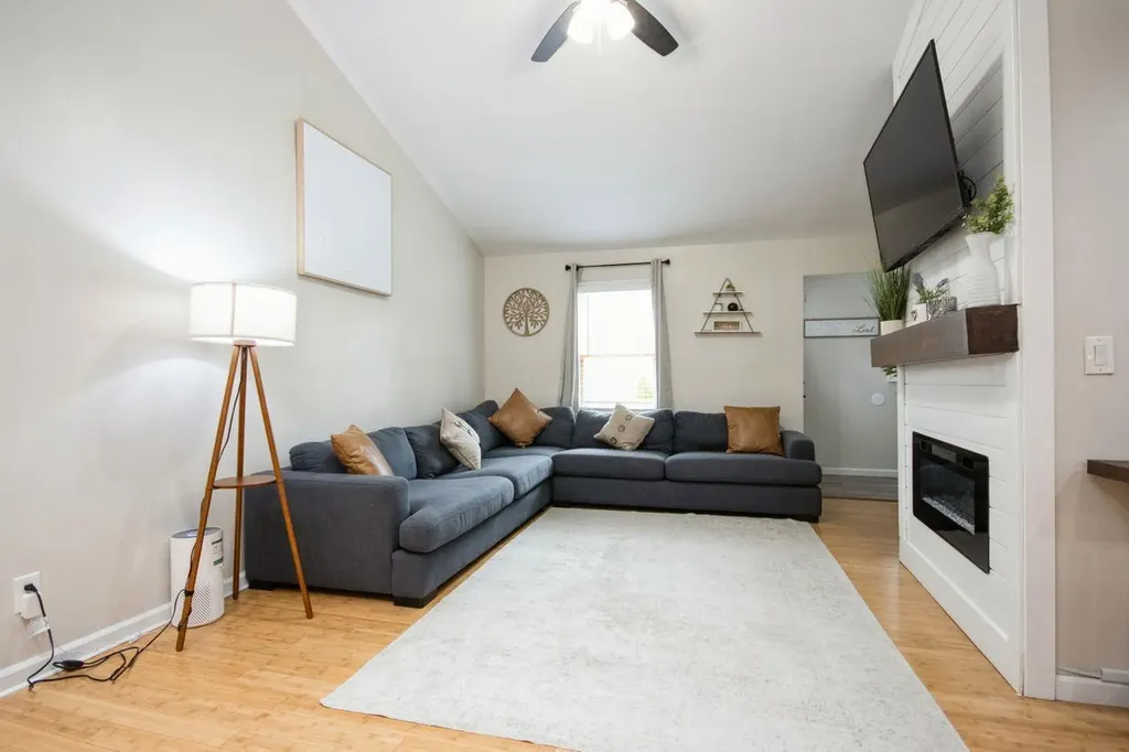 4142 Route 52 Holmes NY 12531