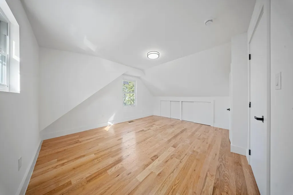 91 Circle Drive N Elmont NY 11003