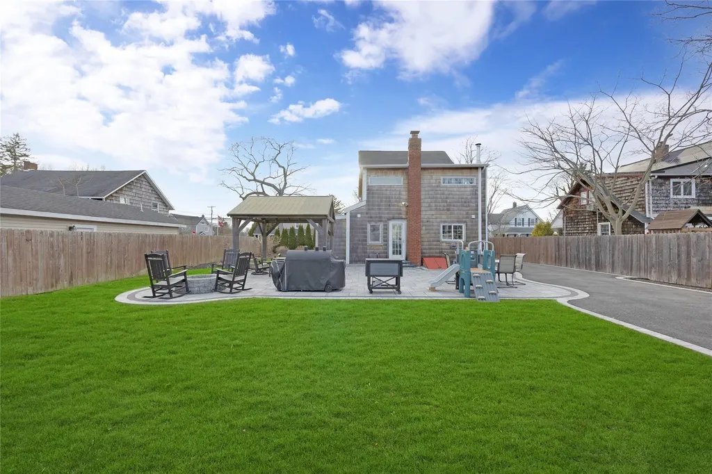 91 Union Avenue Islip NY 11751