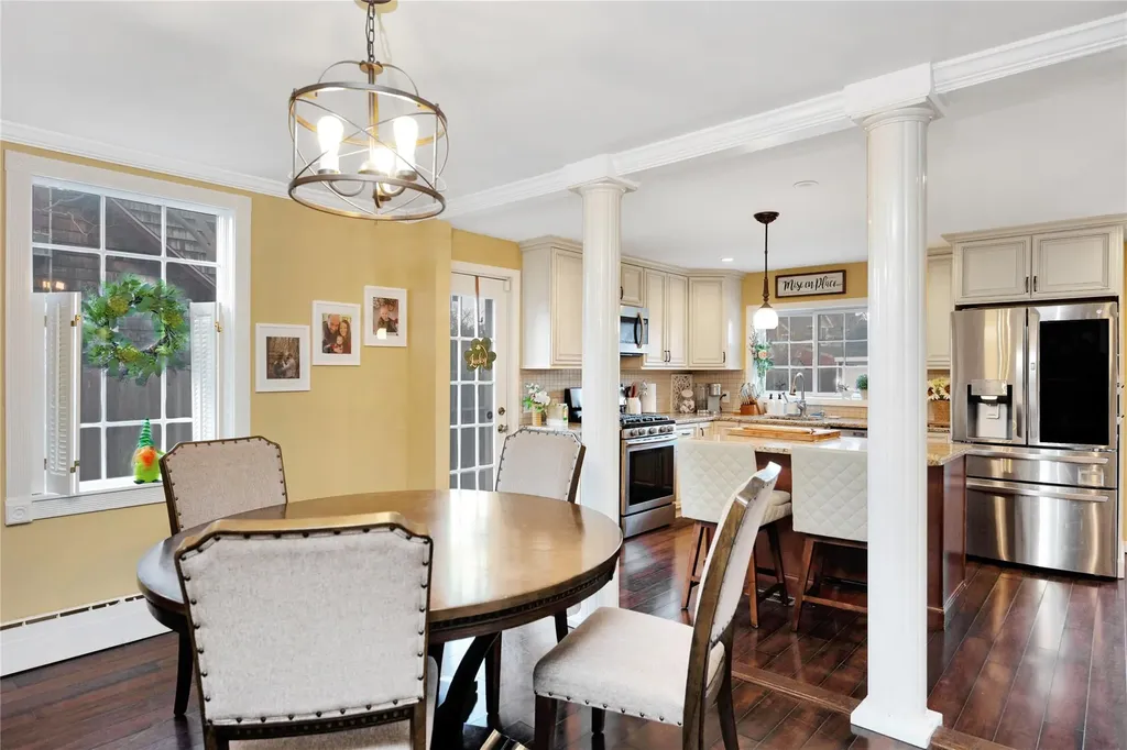 91 Union Avenue Islip NY 11751