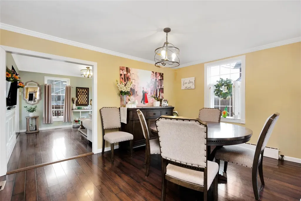 91 Union Avenue Islip NY 11751