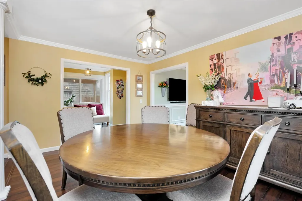 91 Union Avenue Islip NY 11751