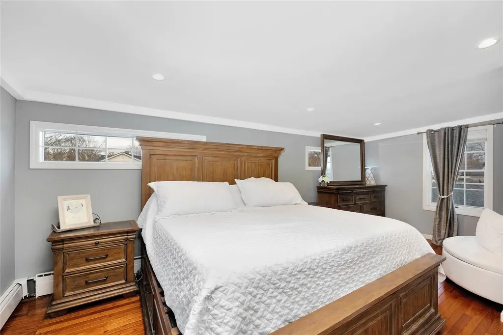 91 Union Avenue Islip NY 11751