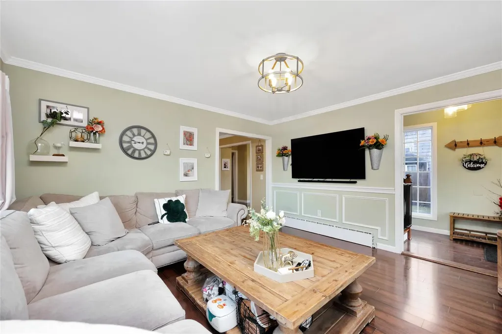 91 Union Avenue Islip NY 11751