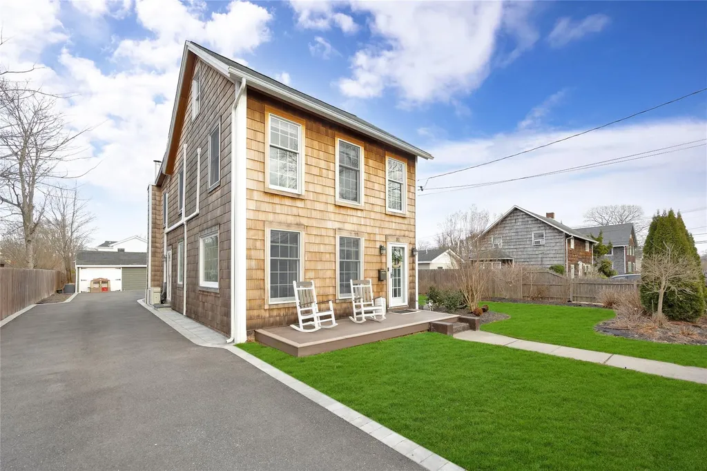 91 Union Avenue Islip NY 11751