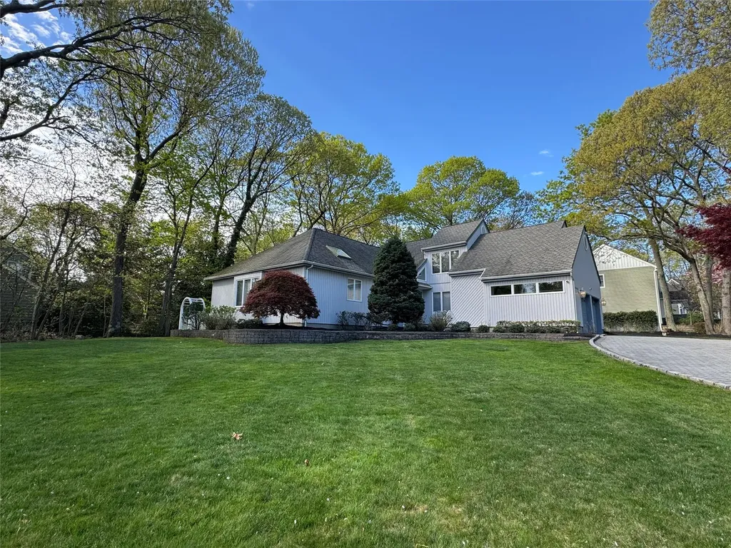 39 Jefferson Landing Circle Brookhaven NY 11777