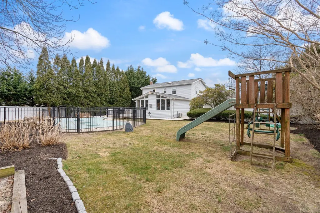 20 Hemlock Drive Miller Place NY 11764