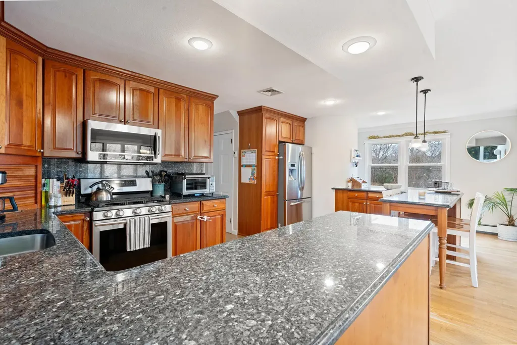 20 Hemlock Drive Miller Place NY 11764