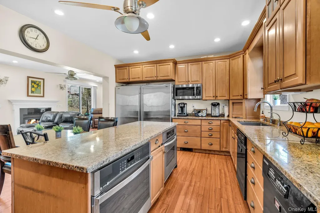 27 Overlook Road White Plains NY 10605