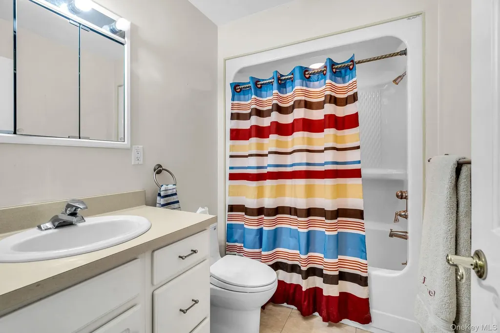 27 Overlook Road White Plains NY 10605