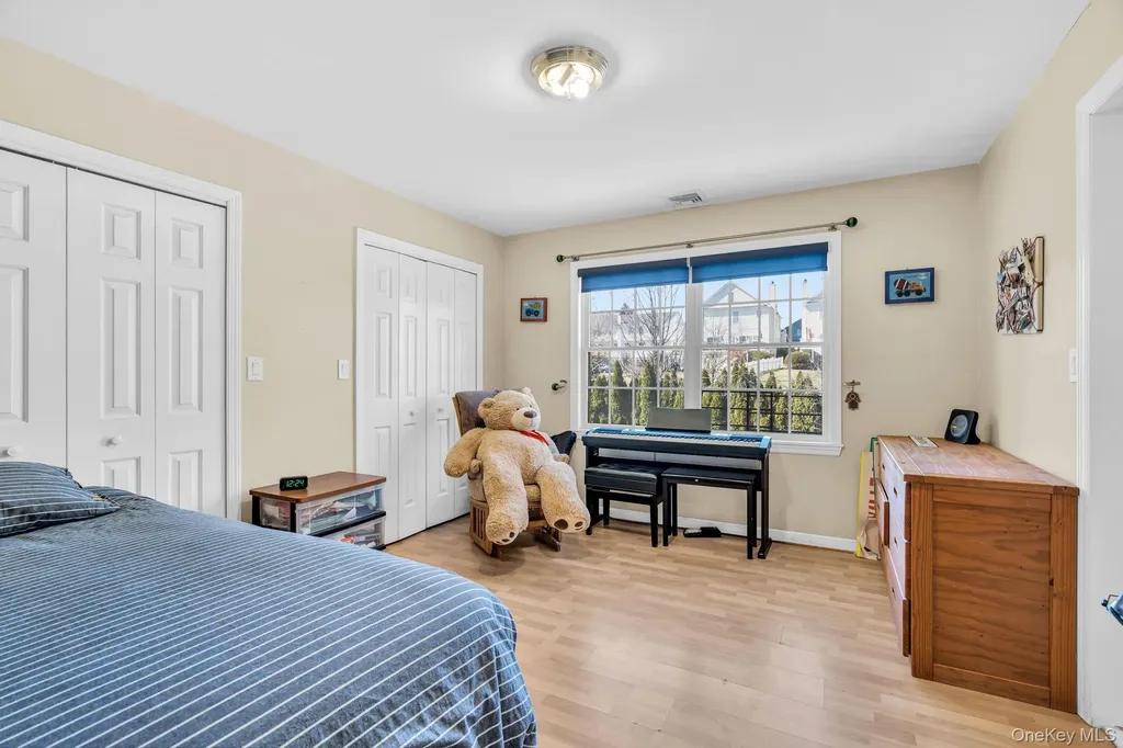27 Overlook Road White Plains NY 10605