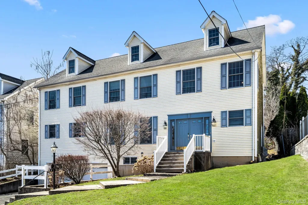 27 Overlook Road White Plains NY 10605