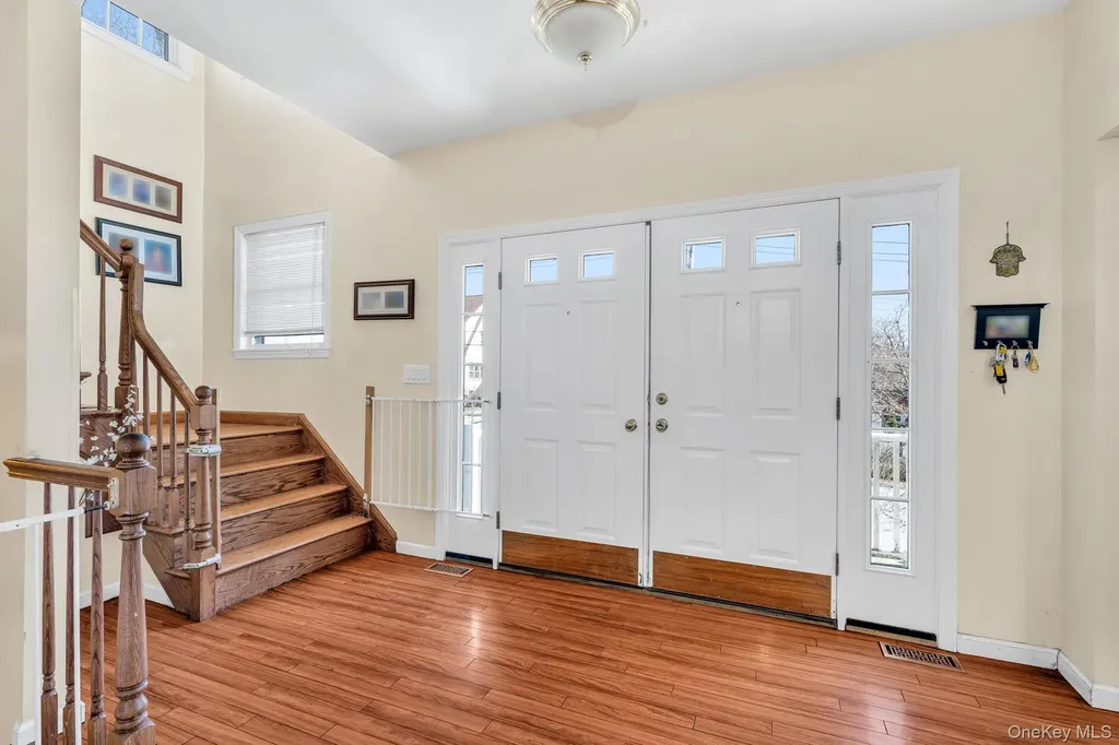27 Overlook Road White Plains NY 10605