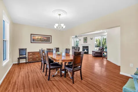27 Overlook Road White Plains NY 10605