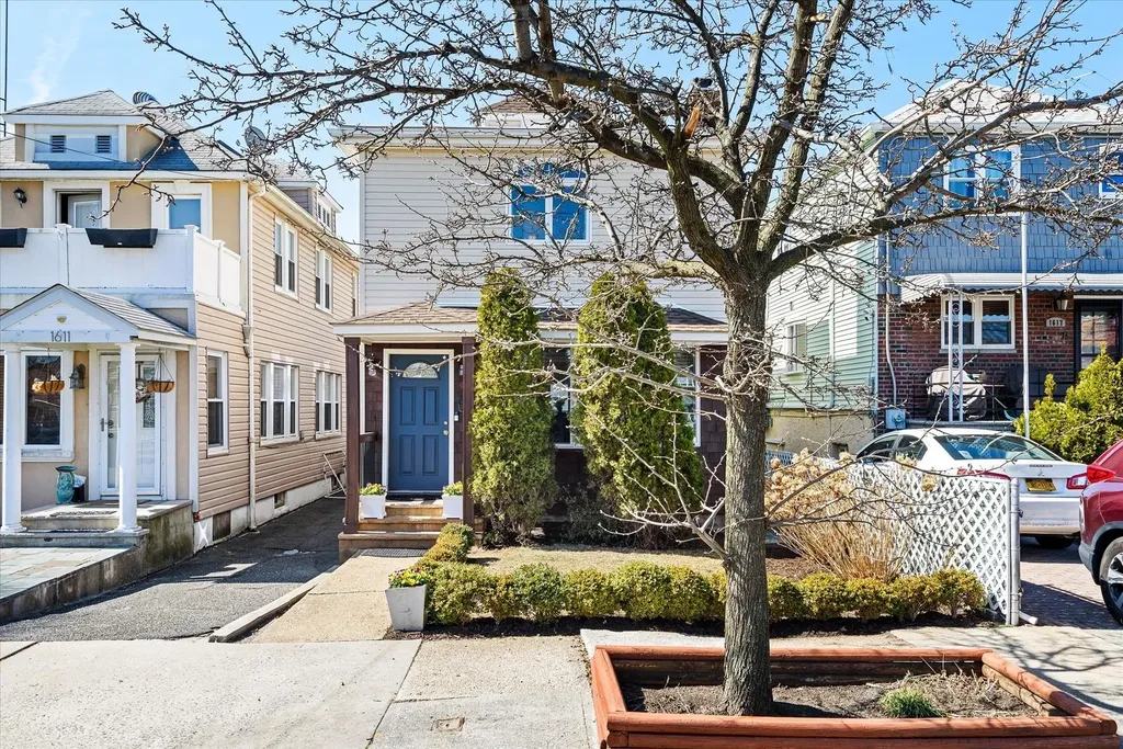 1615 Bayview Avenue Bronx NY 10465