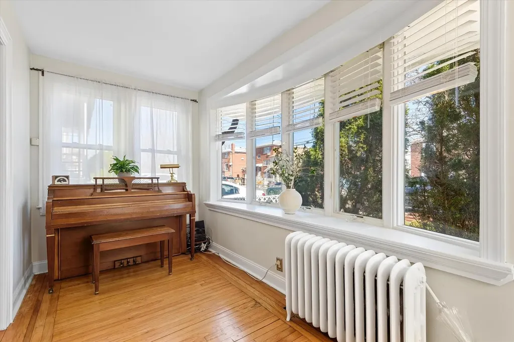 1615 Bayview Avenue Bronx NY 10465
