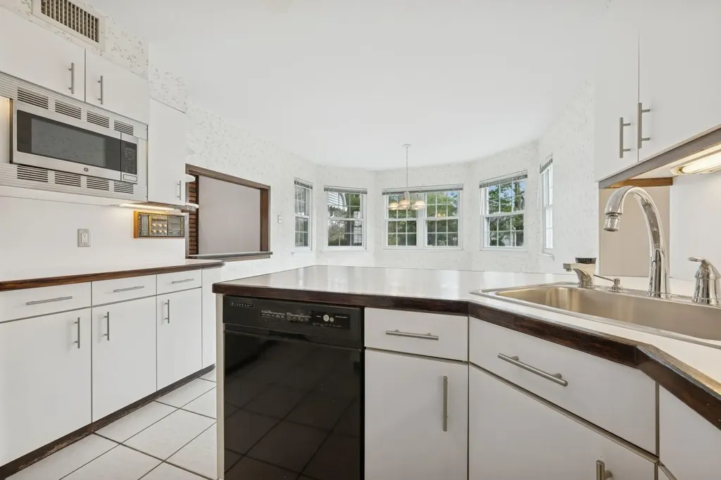 5 Northgate Drive Syosset NY 11791