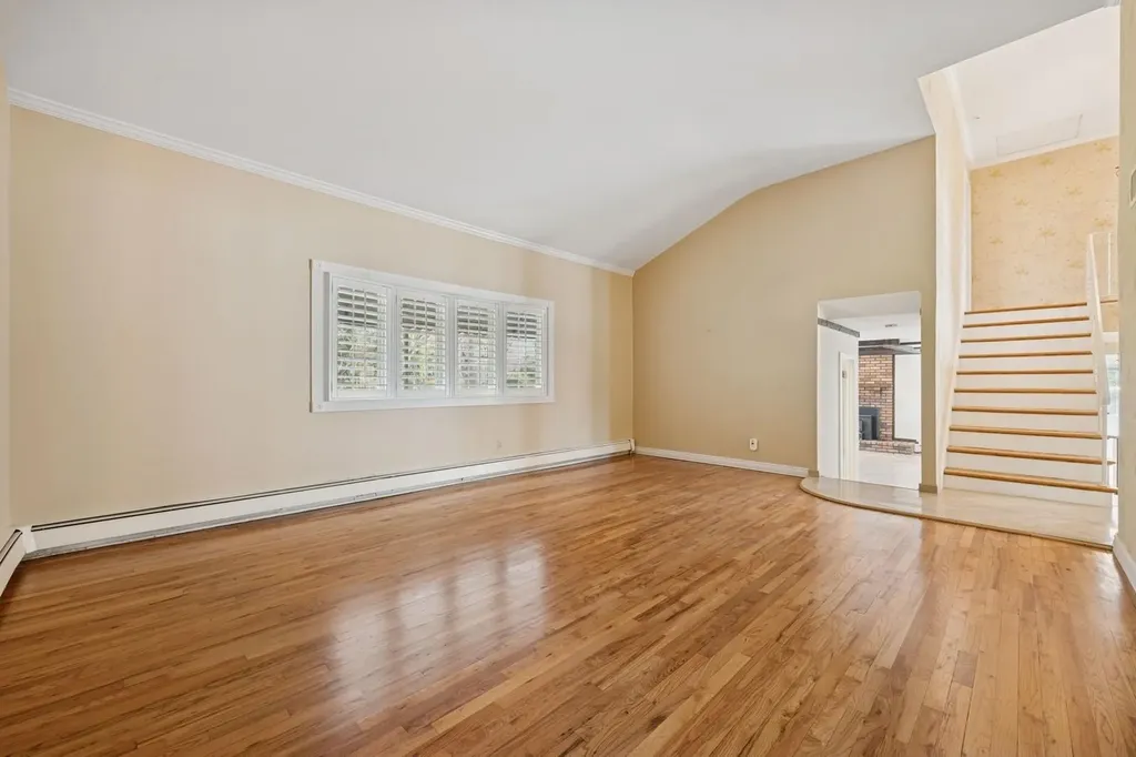 5 Northgate Drive Syosset NY 11791