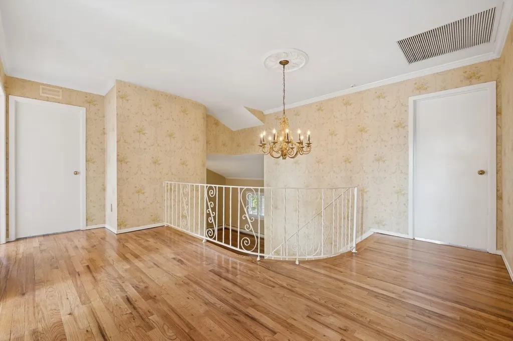 5 Northgate Drive Syosset NY 11791