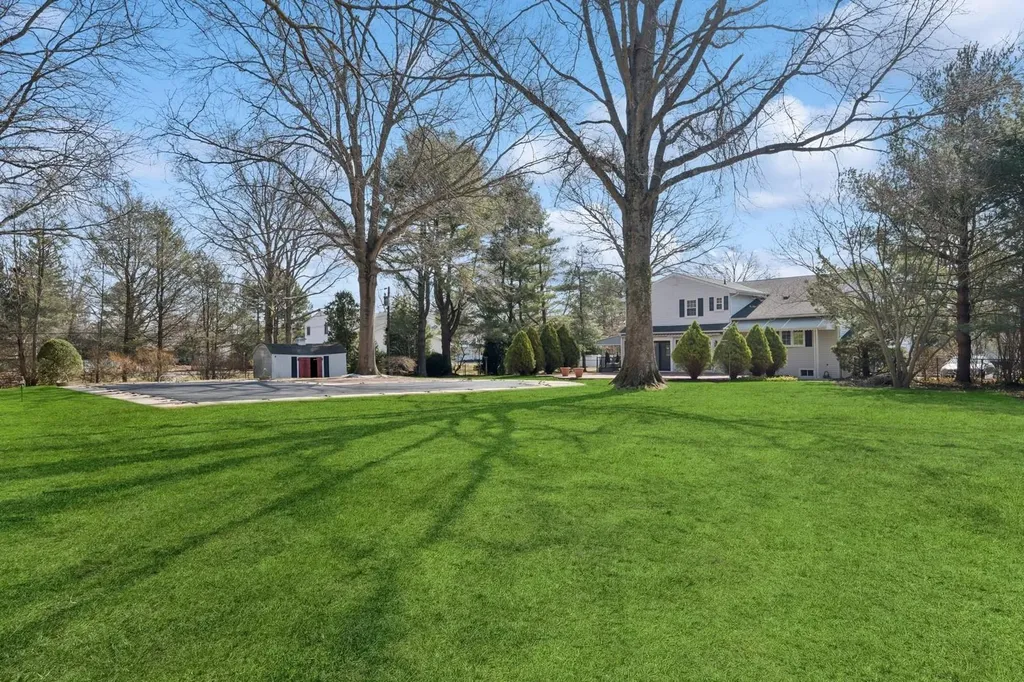 5 Northgate Drive Syosset NY 11791