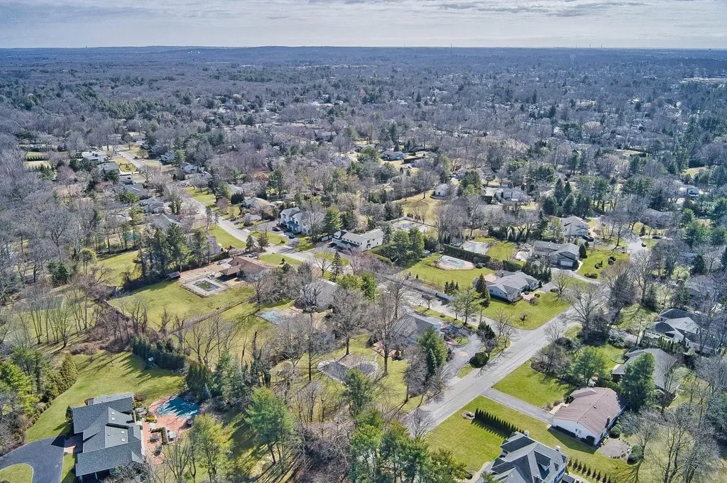 5 Northgate Drive Syosset NY 11791