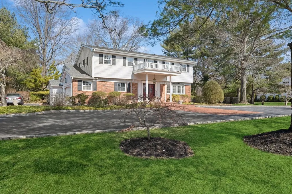 5 Northgate Drive Syosset NY 11791