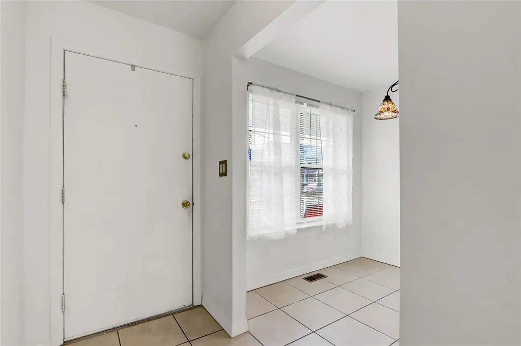 12 Summerfield Circle Central Islip NY 11722