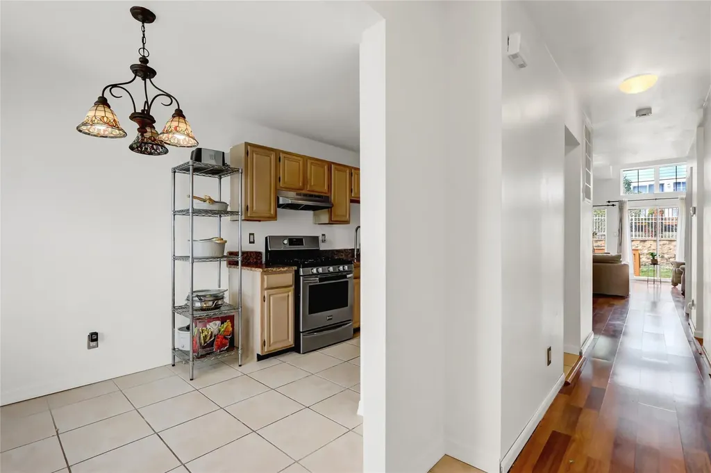 12 Summerfield Circle Central Islip NY 11722