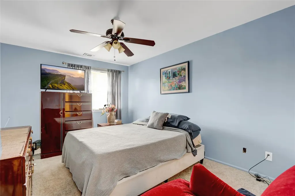 12 Summerfield Circle Central Islip NY 11722