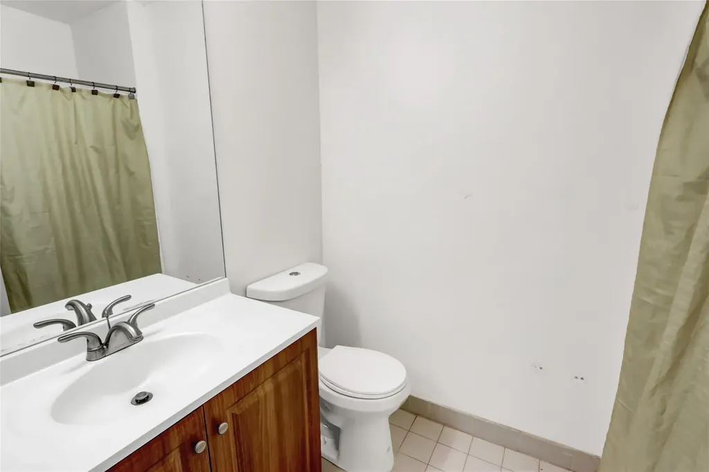 12 Summerfield Circle Central Islip NY 11722