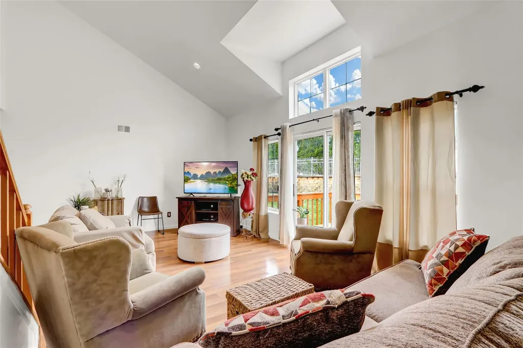 12 Summerfield Circle Central Islip NY 11722