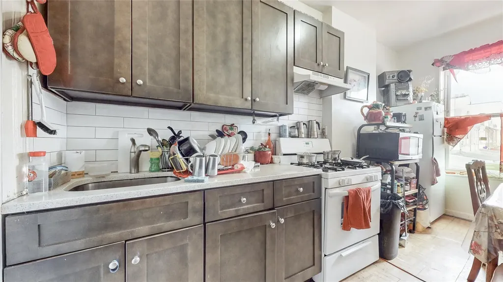 479 Irving Avenue Brooklyn NY 11237