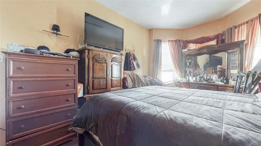 479 Irving Avenue Brooklyn NY 11237