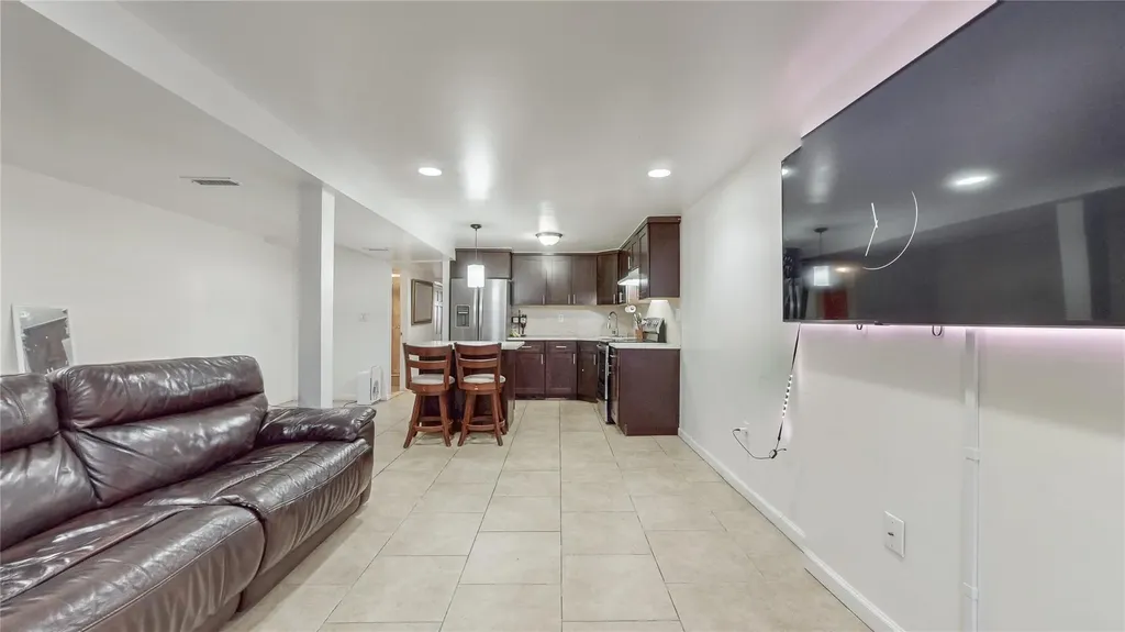 479 Irving Avenue Brooklyn NY 11237