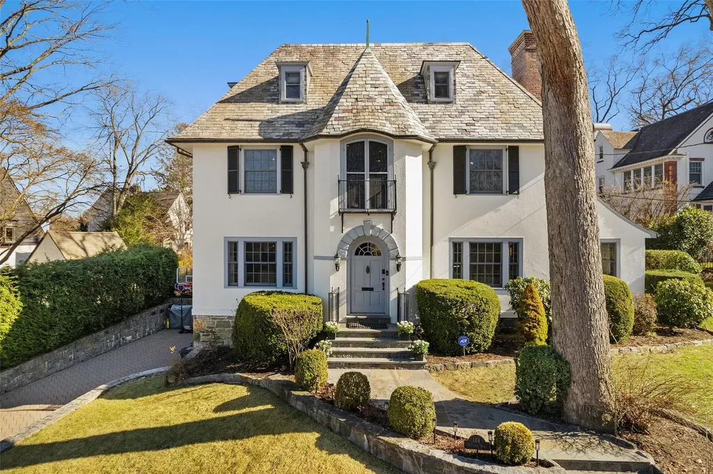 144 Dellwood Road Bronxville NY 10708