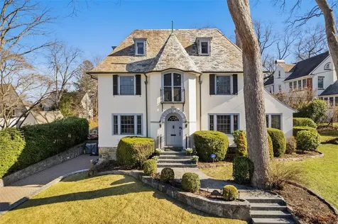 144 Dellwood Road Bronxville NY 10708