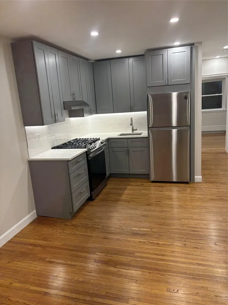 180 Kearney Avenue Bronx NY 10465