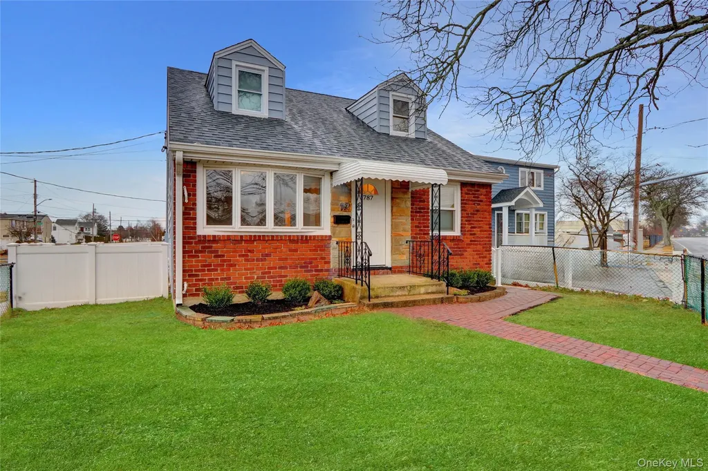 787 Stewart Avenue Bethpage NY 11714